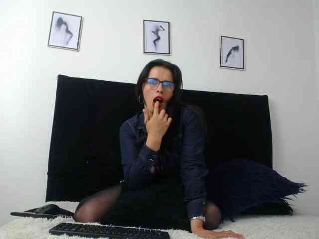 katherine-blair webcam