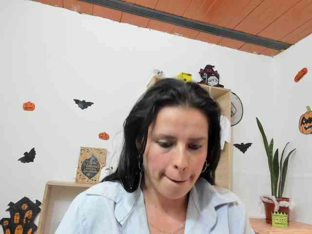 katherine-blair webcam