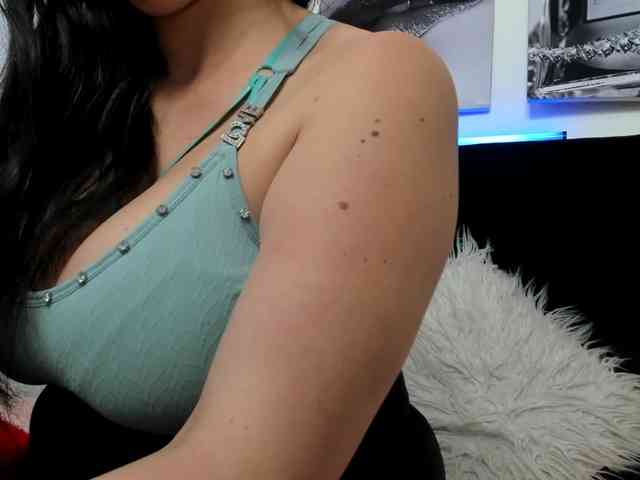 katherine-blair webcam