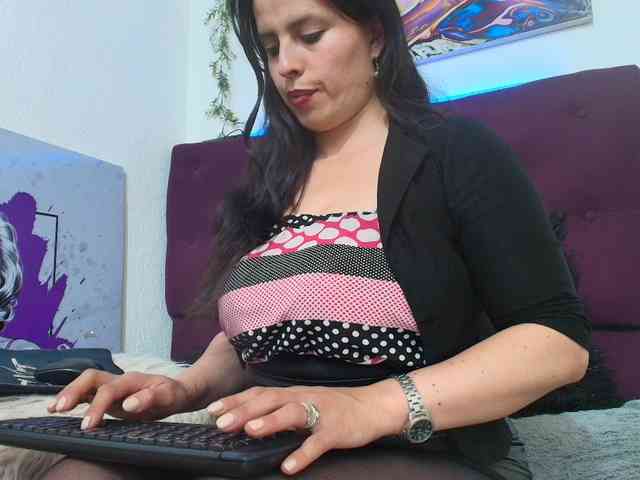 katherine-blair webcam