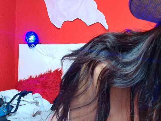 katherine-blair webcam