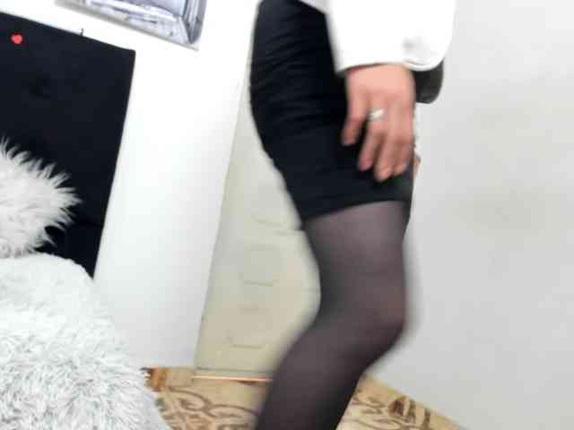 katherine-blair webcam