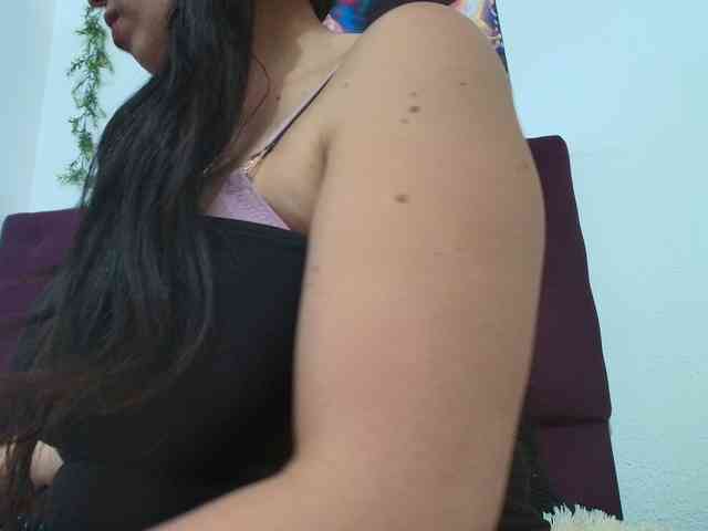 katherine-blair webcam