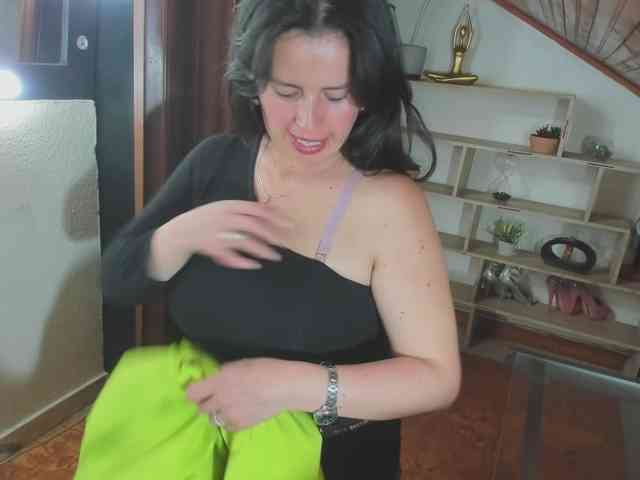 katherine-blair webcam