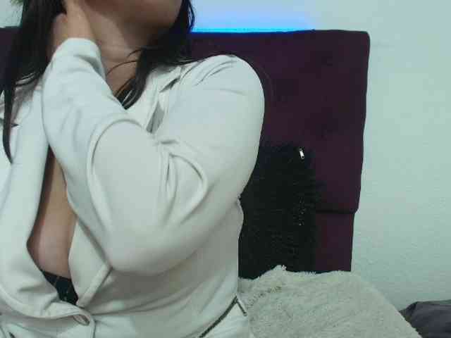 katherine-blair webcam