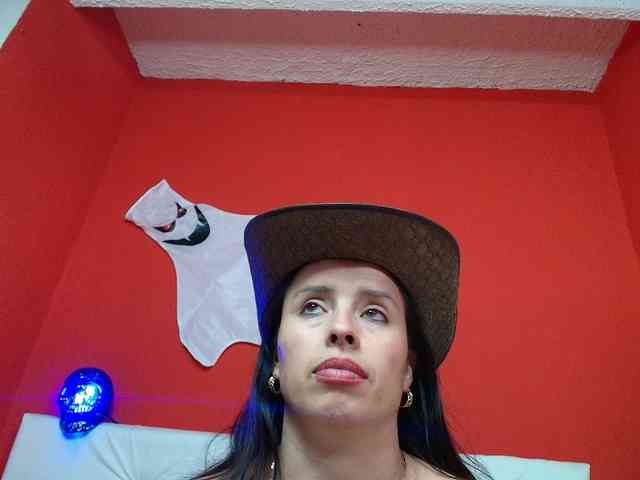 katherine-blair webcam