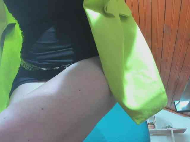 katherine-blair webcam