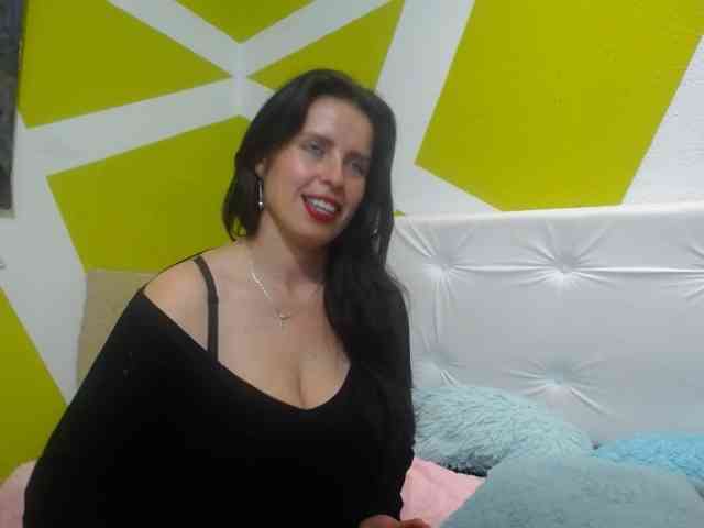 katherine-blair webcam
