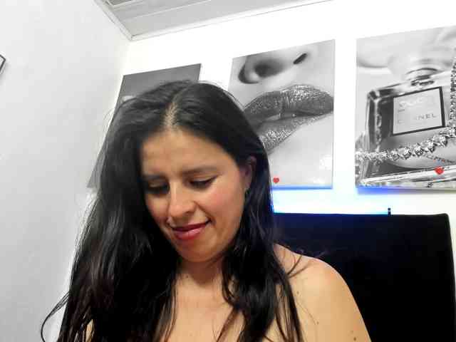 katherine-blair webcam