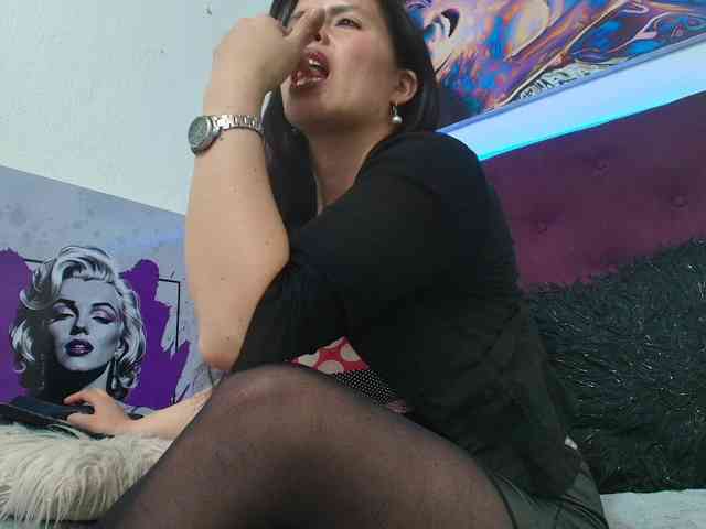 katherine-blair webcam