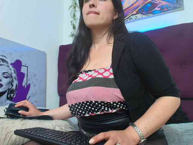 katherine-blair webcam