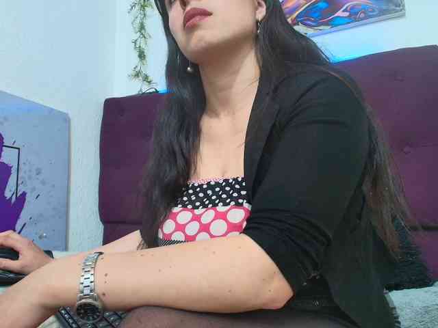 katherine-blair webcam