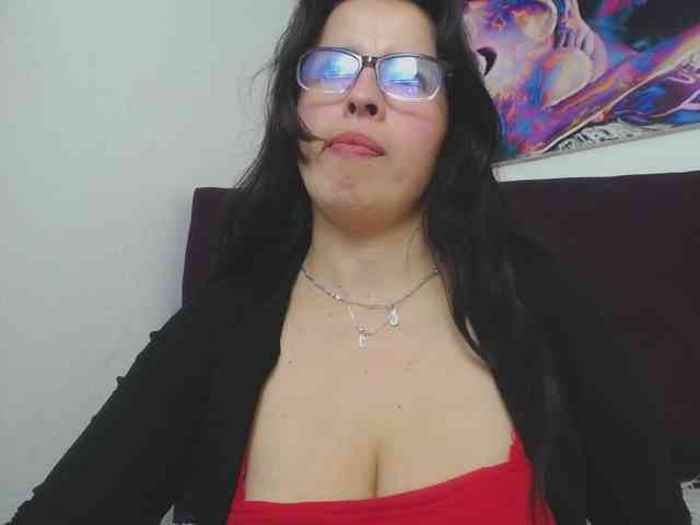 naughty chatroom Katherine-blair