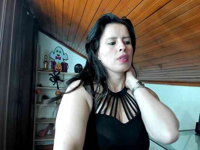 katherine-blair webcam