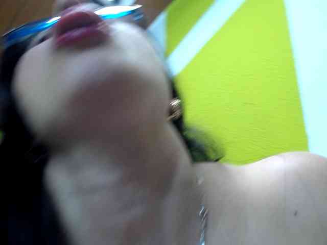 katherine-blair Live Webcam on BongaCams