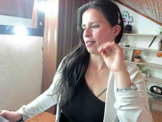 katherine-blair webcam