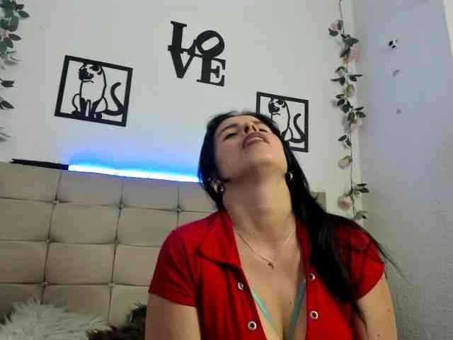 katherine-blair's webcam live show