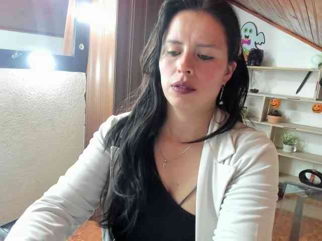 katherine-blair webcam