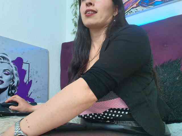 katherine-blair webcam