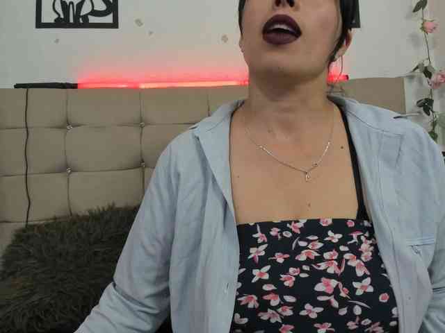 katherine-blair webcam