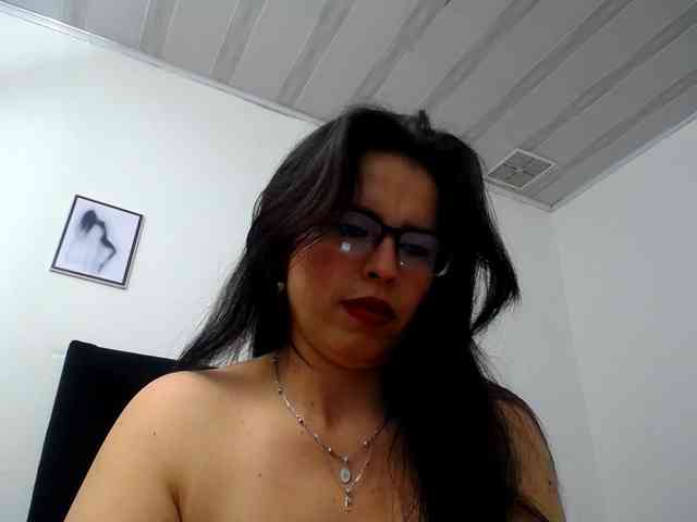 katherine-blair webcam