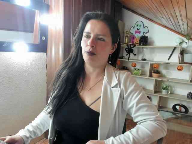 katherine-blair webcam