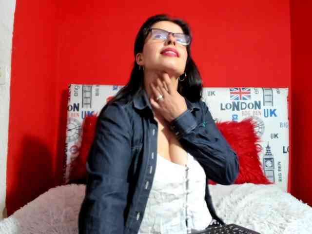 katherine-blair webcam