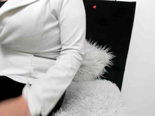 katherine-blair webcam