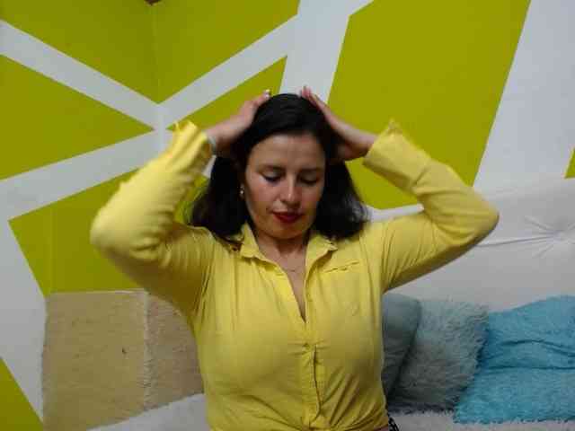 webcam chat room Katherine-blair