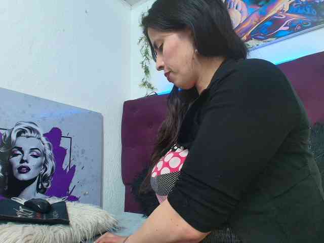 katherine-blair webcam