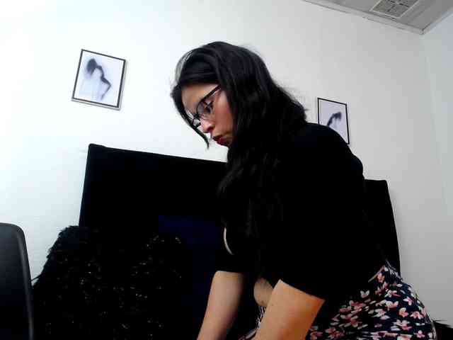 katherine-blair webcam
