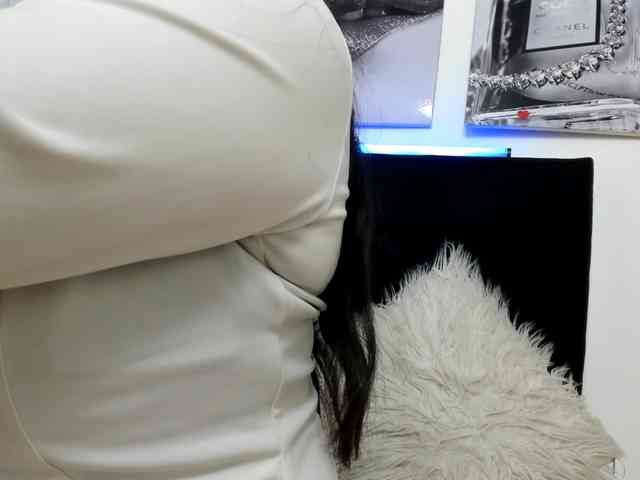 katherine-blair webcam