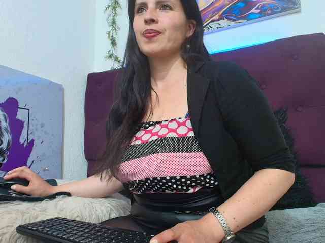 katherine-blair webcam