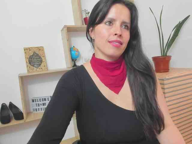 katherine-blair webcam