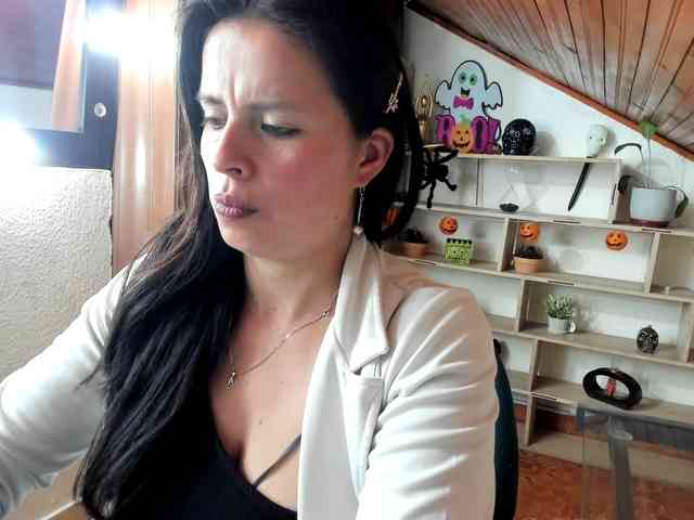katherine-blair webcam
