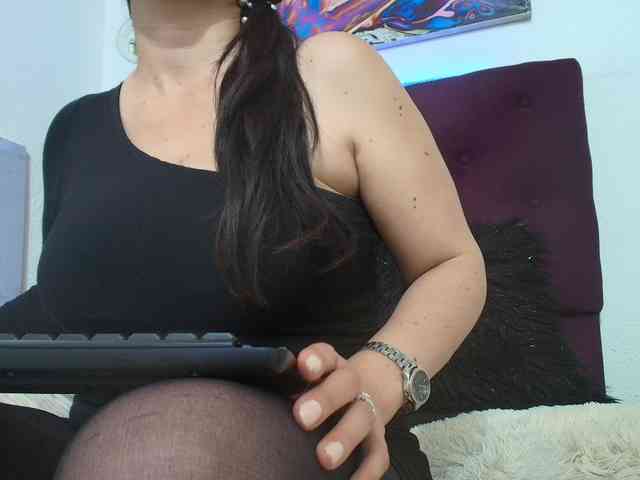 katherine-blair webcam