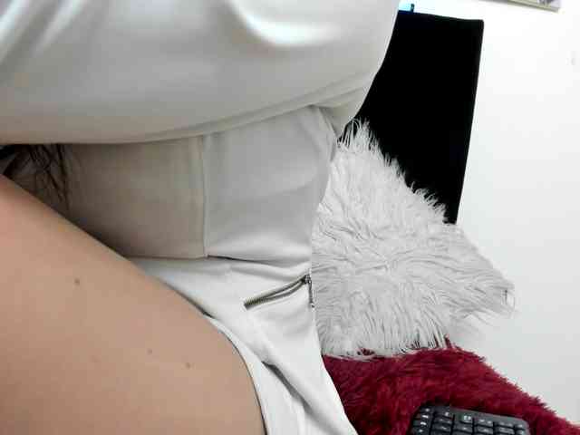 katherine-blair webcam