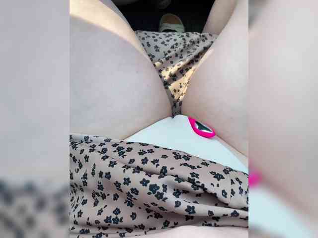 Toxiki Live Webcam on BongaCams