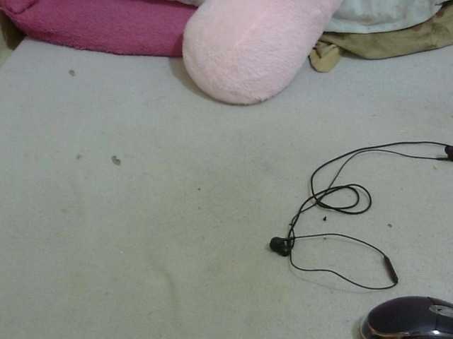 Cuteavril Live Cam on BongaCams