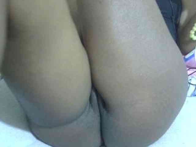 Cuteavril webcam