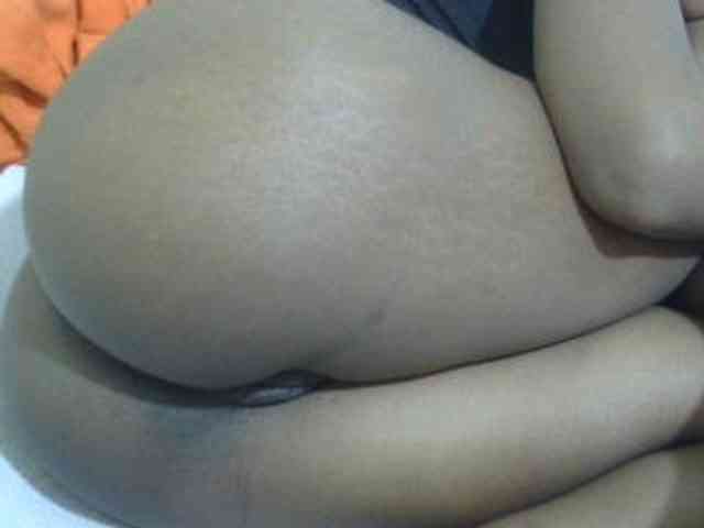 Cuteavril webcam