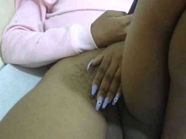 Cuteavril webcam