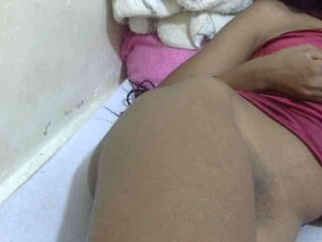 Cuteavril webcam