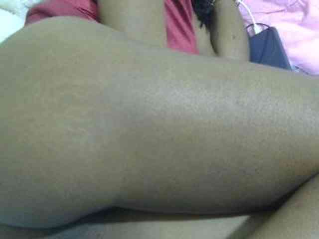 Cuteavril webcam