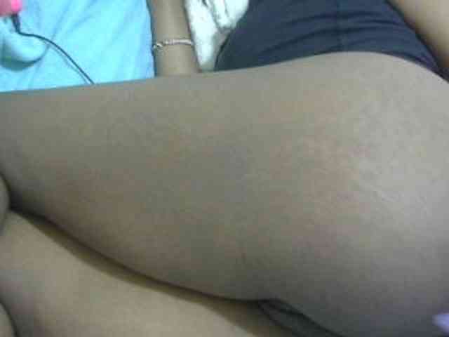 Cuteavril webcam