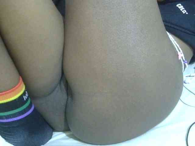 Cuteavril webcam