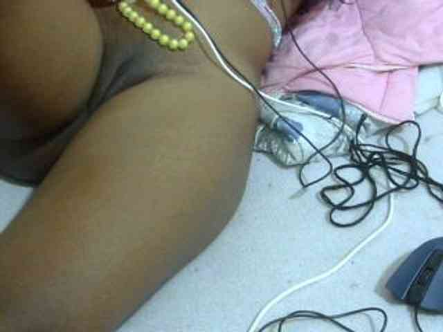 Cuteavril webcam