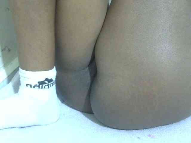 Cuteavril webcam