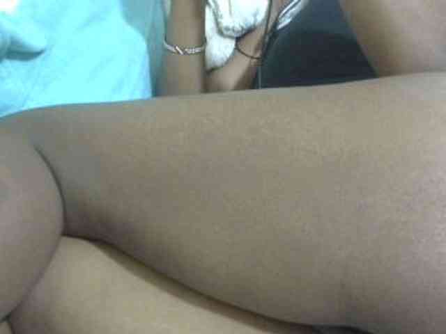 Cuteavril webcam