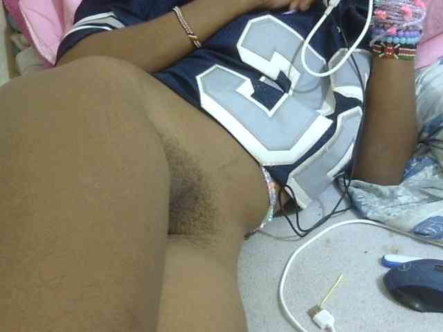 Cuteavril webcam